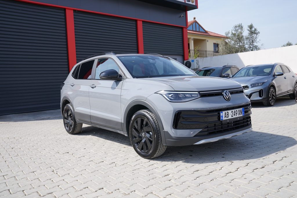Volkswagen Tharu